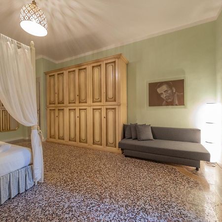 Lungarno Buozzi 7 Apartments Pisa Exterior foto